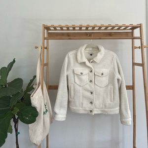 Universal Threads Cream Sherpa Jacket NWOT